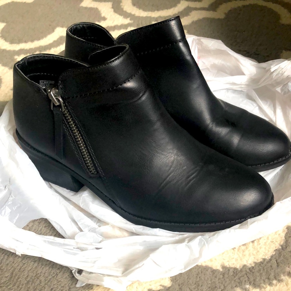 Time and Tru Memory foam Ankle Boots